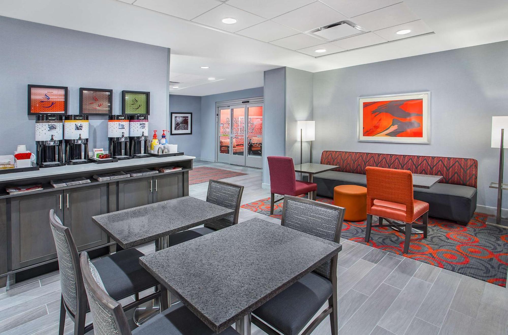 Hampton Inn Vincennes Buitenkant foto